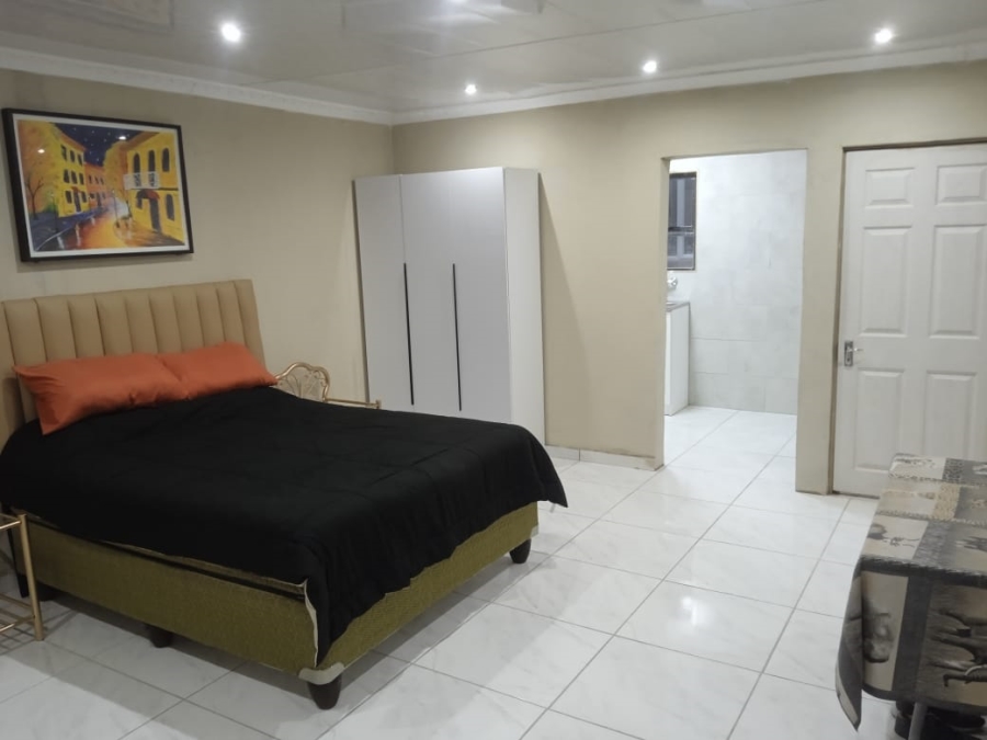 To Let 1 Bedroom Property for Rent in Mount Vernon KwaZulu-Natal