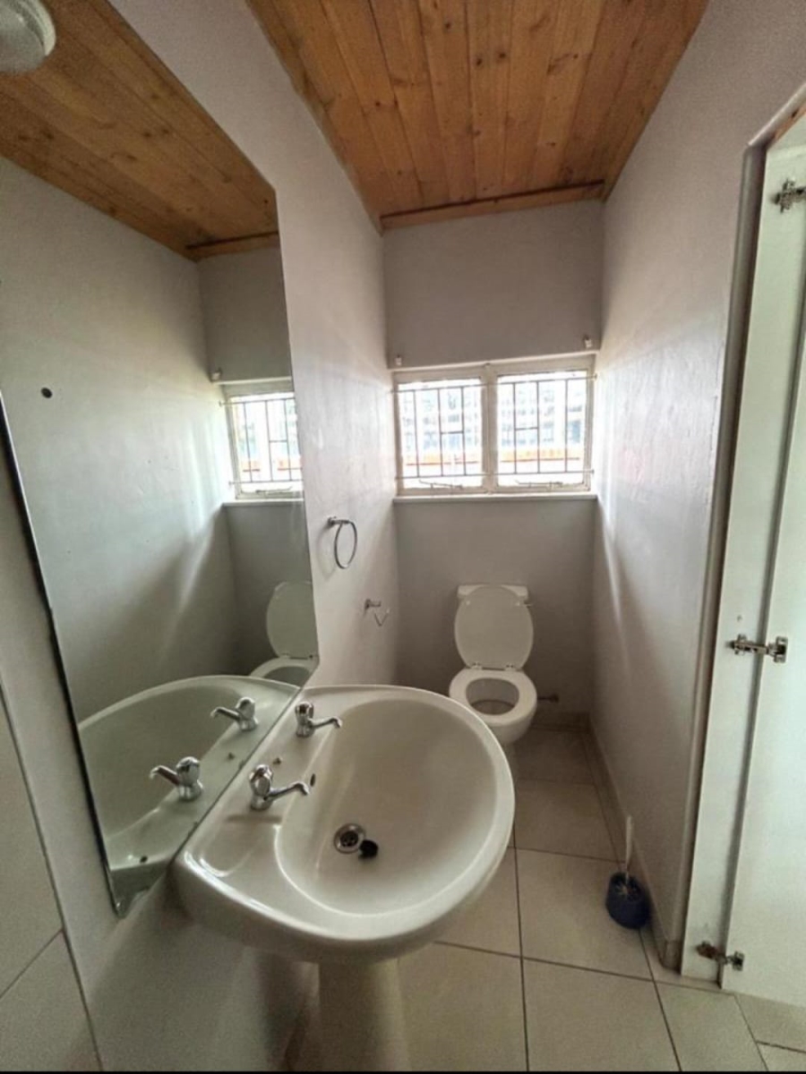 To Let 1 Bedroom Property for Rent in Waterfall KwaZulu-Natal