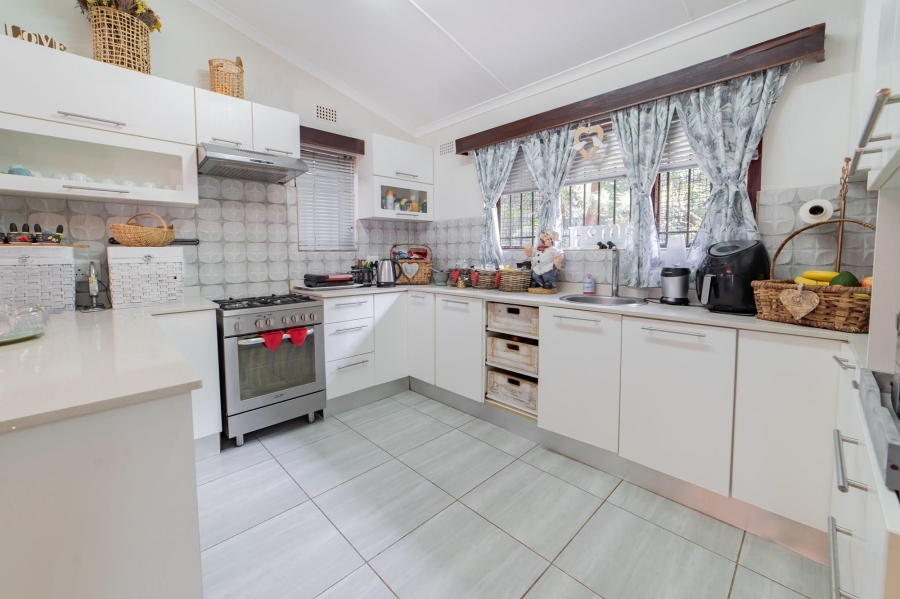 5 Bedroom Property for Sale in Ballito Central KwaZulu-Natal