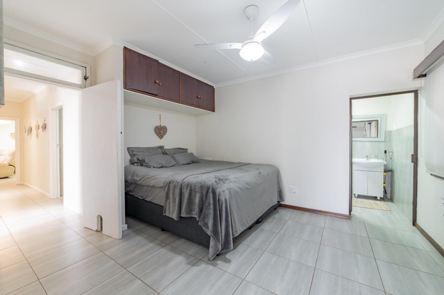 5 Bedroom Property for Sale in Ballito Central KwaZulu-Natal