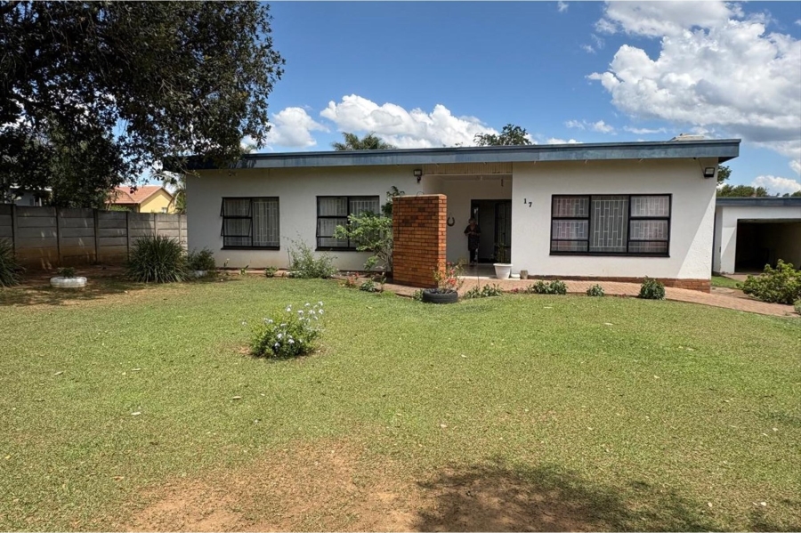 3 Bedroom Property for Sale in Pioneer Park KwaZulu-Natal