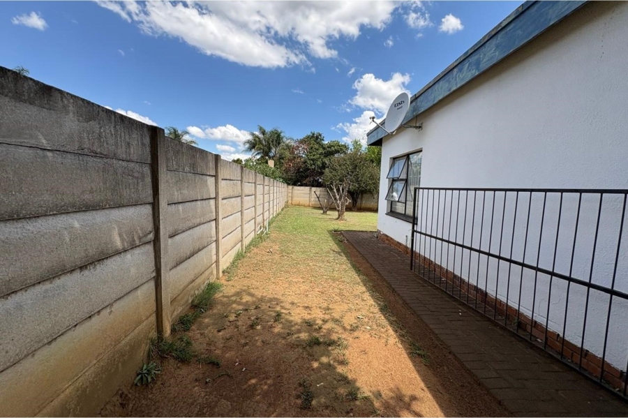 3 Bedroom Property for Sale in Pioneer Park KwaZulu-Natal