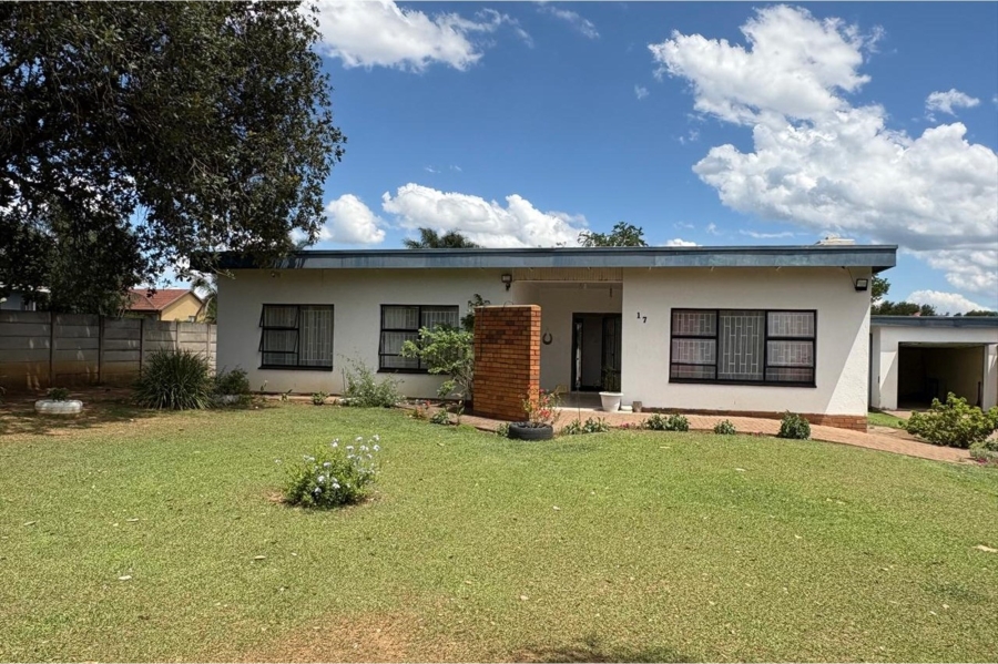 3 Bedroom Property for Sale in Pioneer Park KwaZulu-Natal