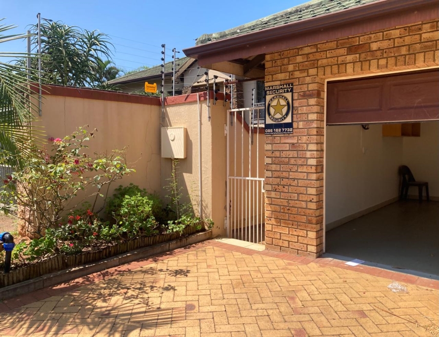 To Let 3 Bedroom Property for Rent in Somerset Park KwaZulu-Natal