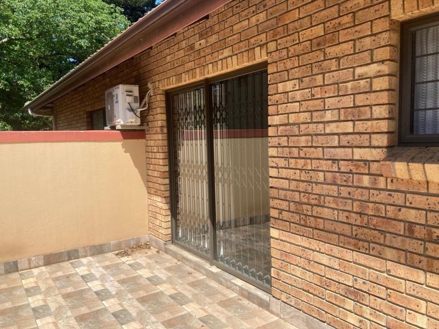 To Let 3 Bedroom Property for Rent in Somerset Park KwaZulu-Natal