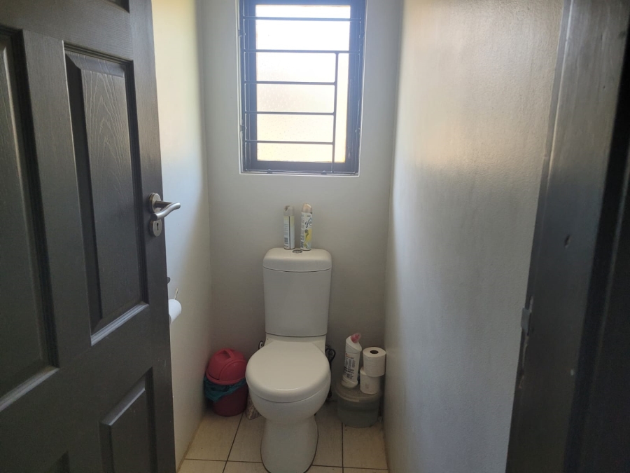 2 Bedroom Property for Sale in Margate KwaZulu-Natal