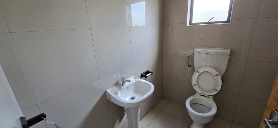 To Let commercial Property for Rent in Cato Ridge KwaZulu-Natal