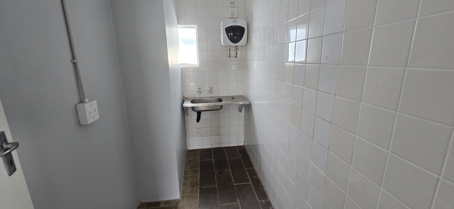 To Let commercial Property for Rent in Pinetown KwaZulu-Natal