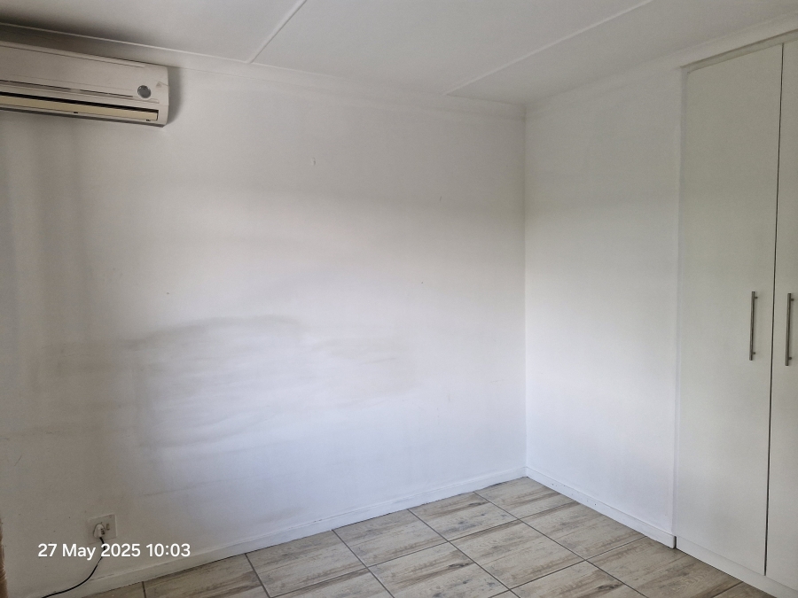 2 Bedroom Property for Sale in Malvern KwaZulu-Natal