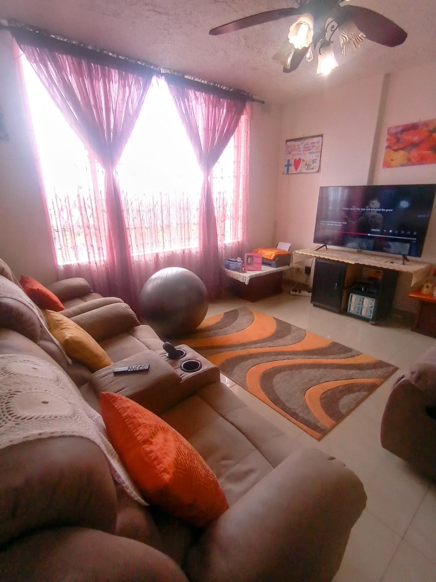 2 Bedroom Property for Sale in Malvern KwaZulu-Natal