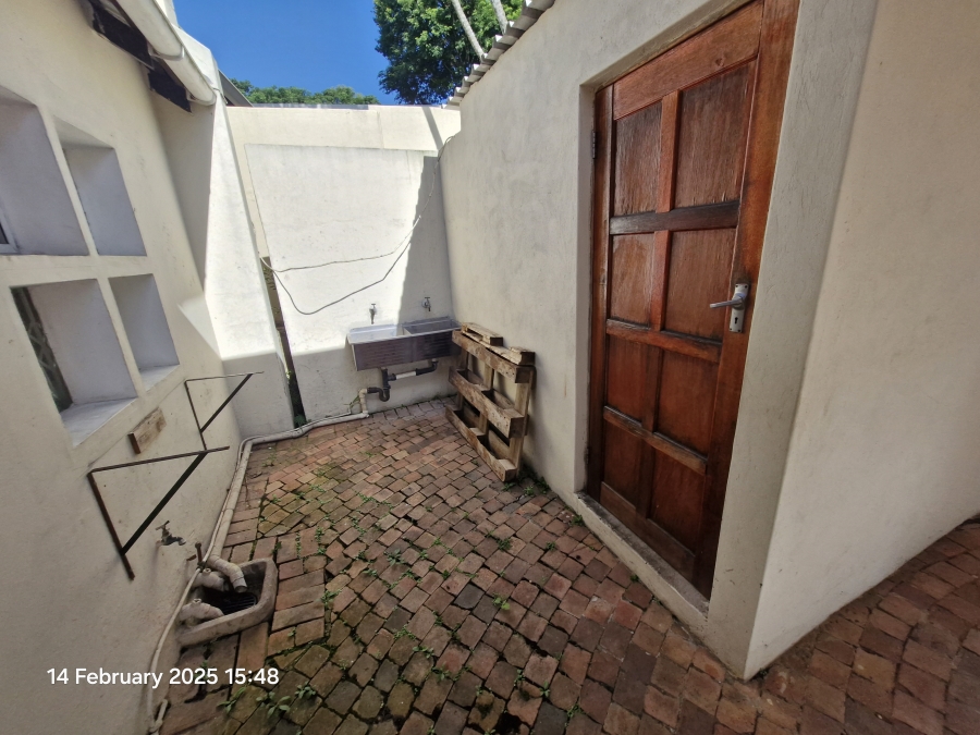 To Let 2 Bedroom Property for Rent in Sherwood KwaZulu-Natal