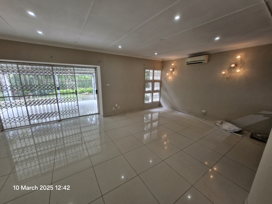 To Let 2 Bedroom Property for Rent in Sherwood KwaZulu-Natal