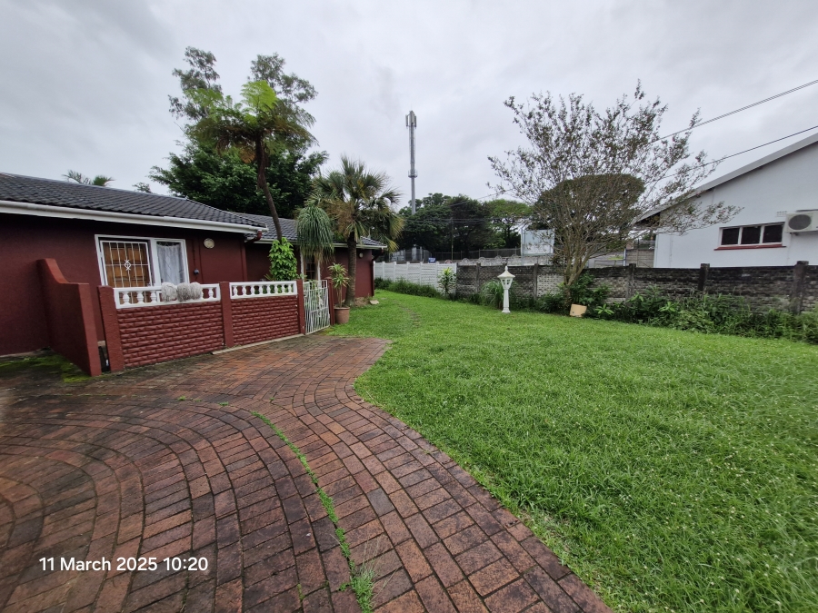 6 Bedroom Property for Sale in Malvern KwaZulu-Natal