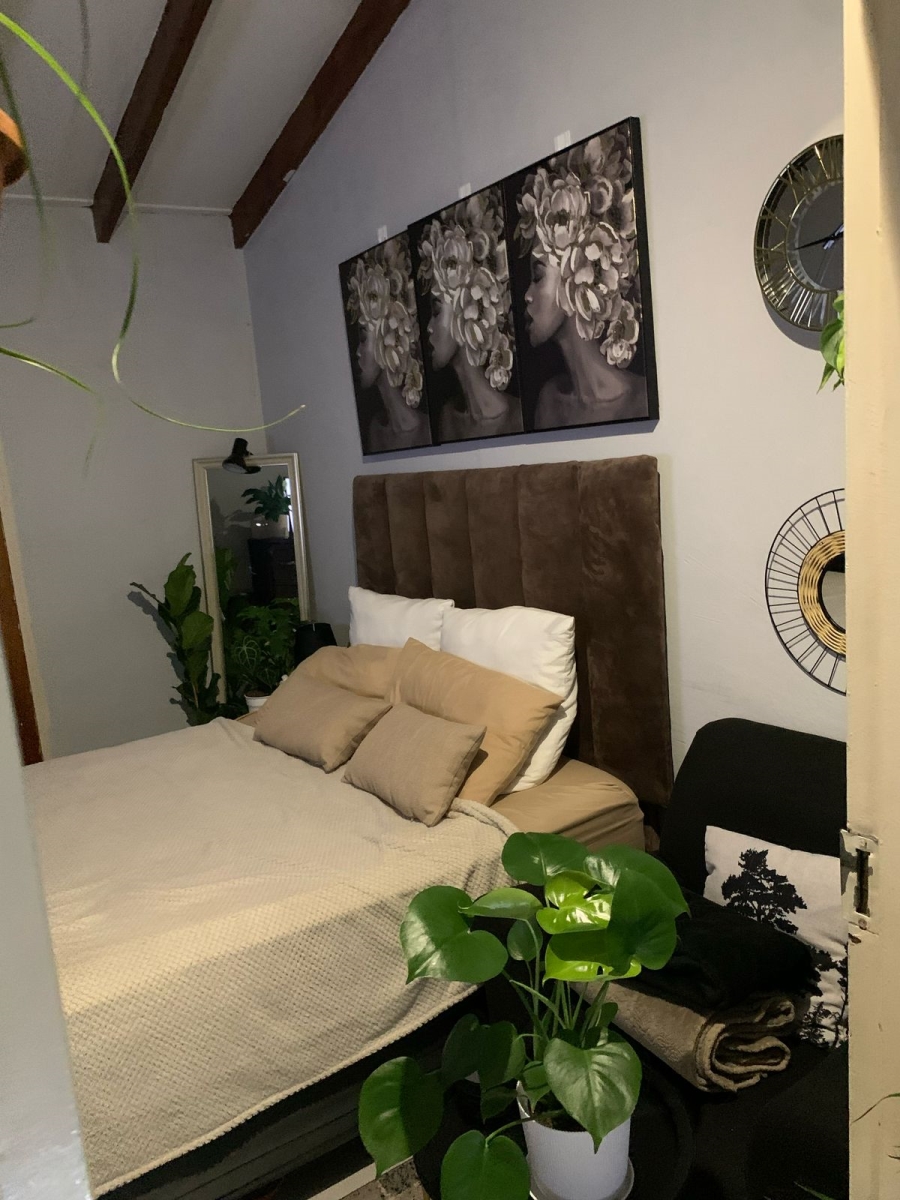 6 Bedroom Property for Sale in Malvern KwaZulu-Natal