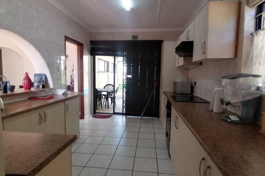 4 Bedroom Property for Sale in Margate KwaZulu-Natal