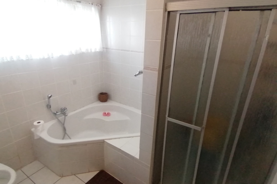 4 Bedroom Property for Sale in Margate KwaZulu-Natal