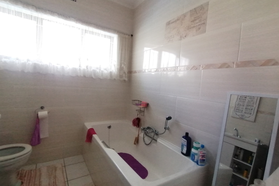 4 Bedroom Property for Sale in Margate KwaZulu-Natal