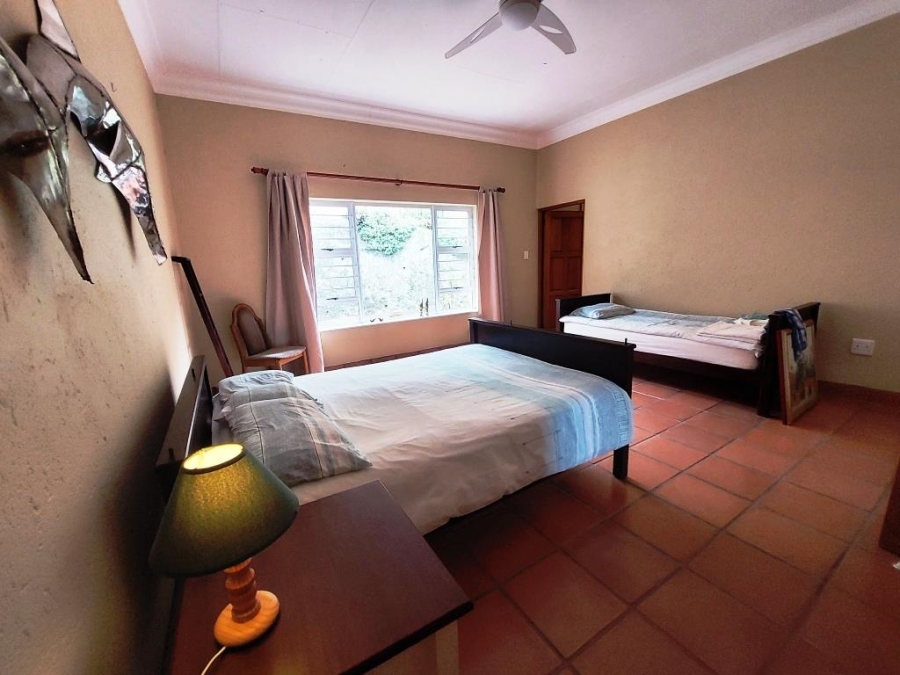 5 Bedroom Property for Sale in Margate KwaZulu-Natal