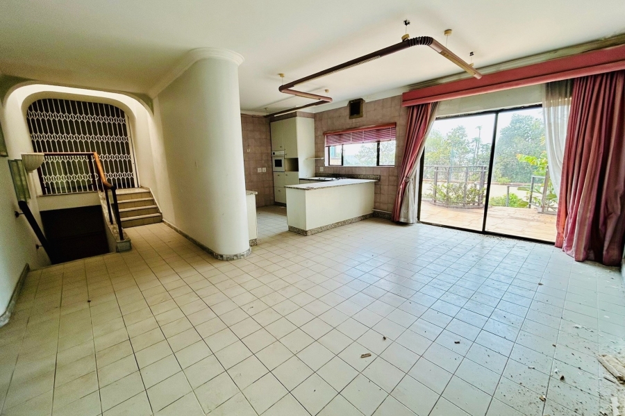 12 Bedroom Property for Sale in Isipingo Hills KwaZulu-Natal