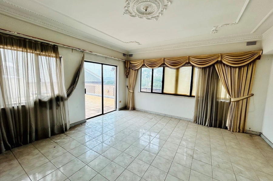 12 Bedroom Property for Sale in Isipingo Hills KwaZulu-Natal