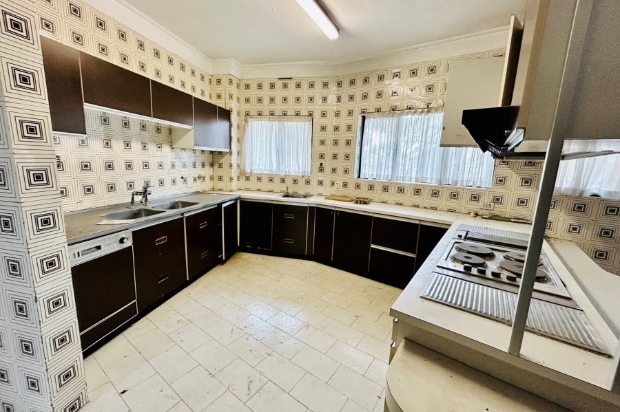 12 Bedroom Property for Sale in Isipingo Hills KwaZulu-Natal