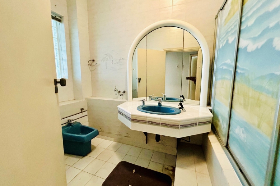 12 Bedroom Property for Sale in Isipingo Hills KwaZulu-Natal