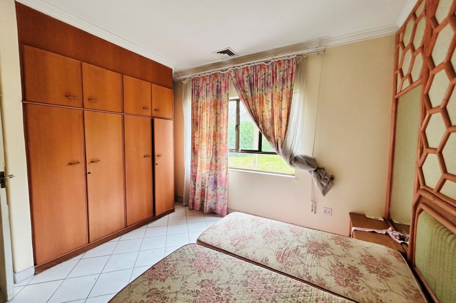 12 Bedroom Property for Sale in Isipingo Hills KwaZulu-Natal