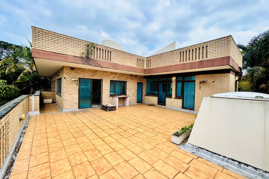 12 Bedroom Property for Sale in Isipingo Hills KwaZulu-Natal