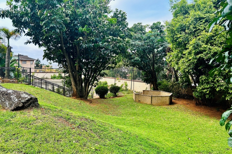 12 Bedroom Property for Sale in Isipingo Hills KwaZulu-Natal