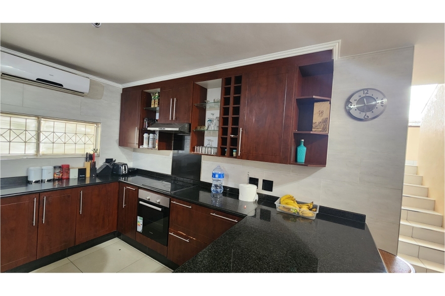 5 Bedroom Property for Sale in Isipingo Hills KwaZulu-Natal