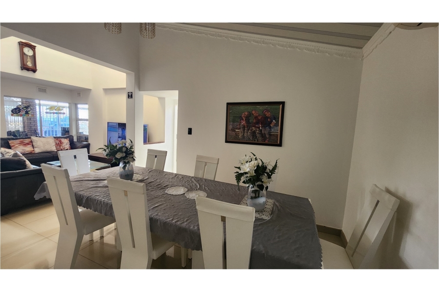 5 Bedroom Property for Sale in Isipingo Hills KwaZulu-Natal