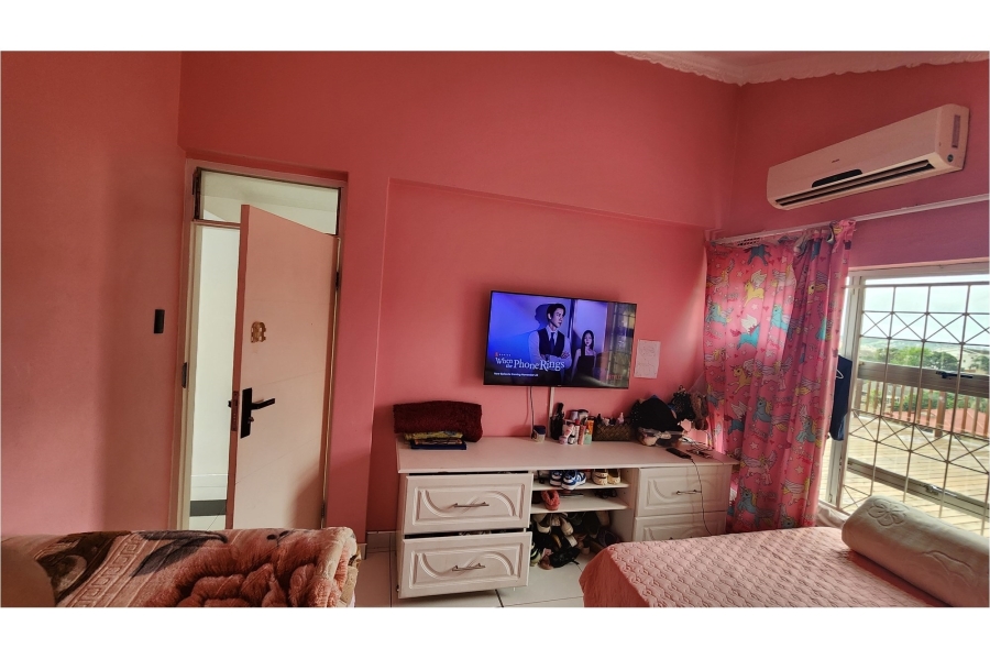 5 Bedroom Property for Sale in Isipingo Hills KwaZulu-Natal
