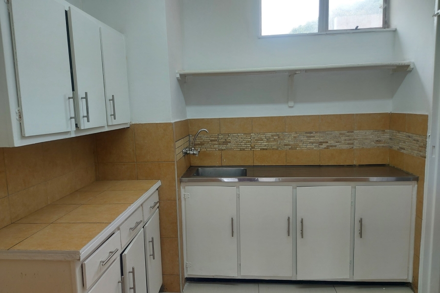 To Let 2 Bedroom Property for Rent in North Beach KwaZulu-Natal