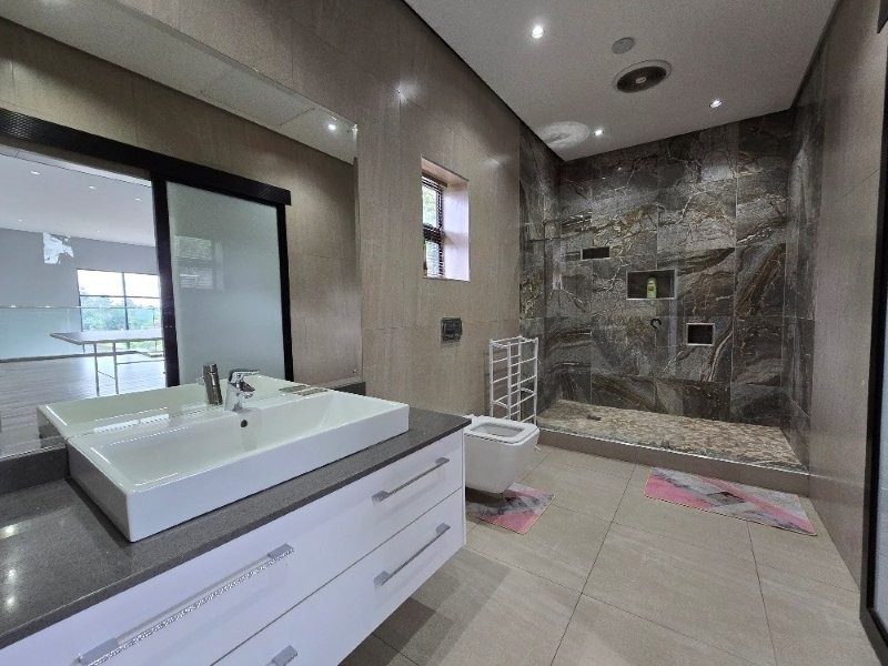 4 Bedroom Property for Sale in Highlands Hills KwaZulu-Natal