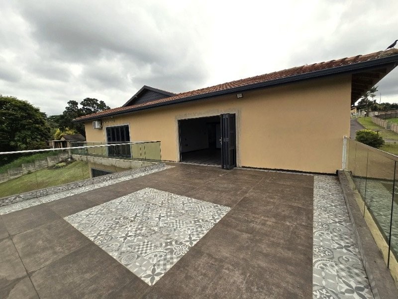 4 Bedroom Property for Sale in Highlands Hills KwaZulu-Natal