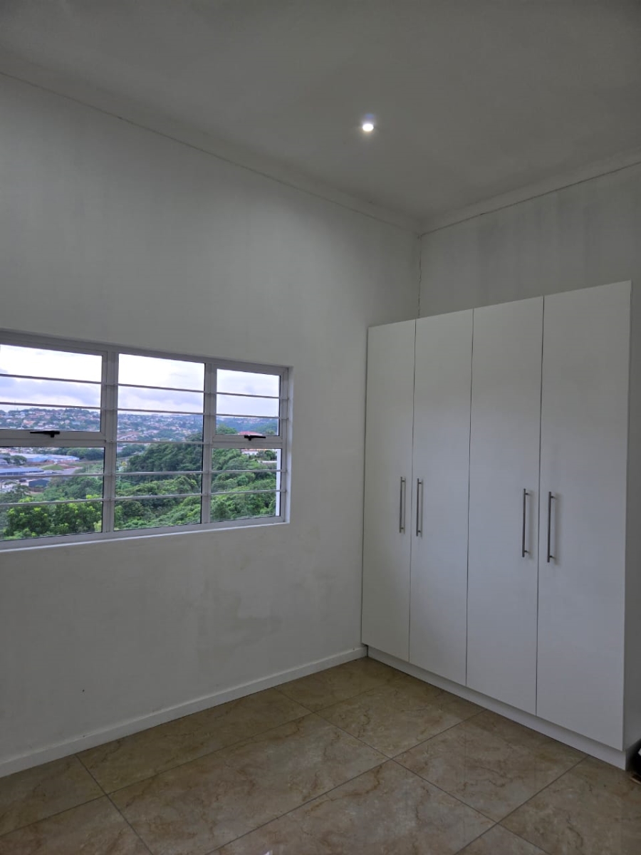 To Let 4 Bedroom Property for Rent in Mount Vernon KwaZulu-Natal