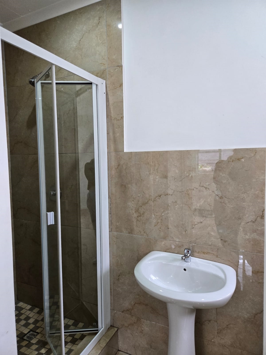 To Let 4 Bedroom Property for Rent in Mount Vernon KwaZulu-Natal