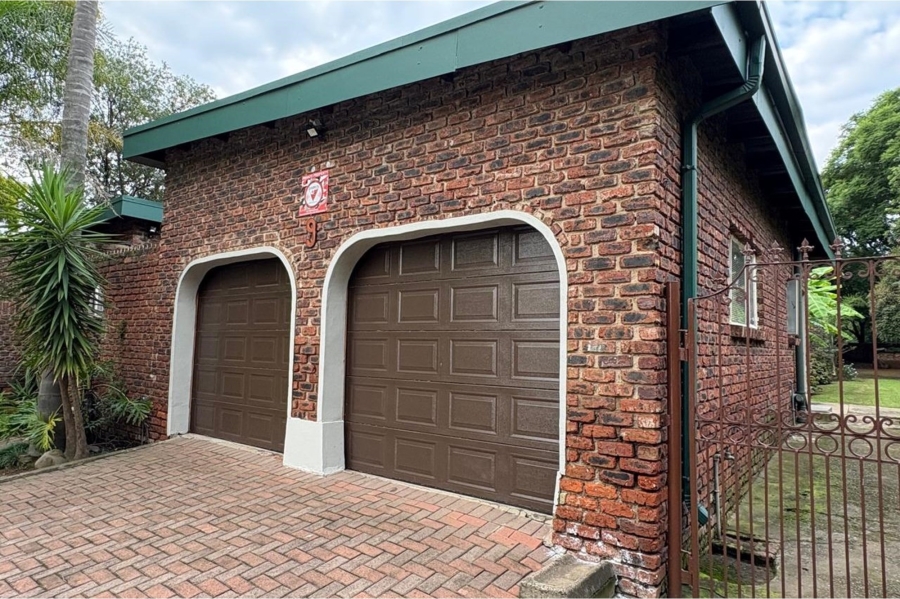 3 Bedroom Property for Sale in Aviary Hill KwaZulu-Natal