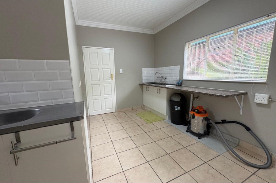 3 Bedroom Property for Sale in Aviary Hill KwaZulu-Natal