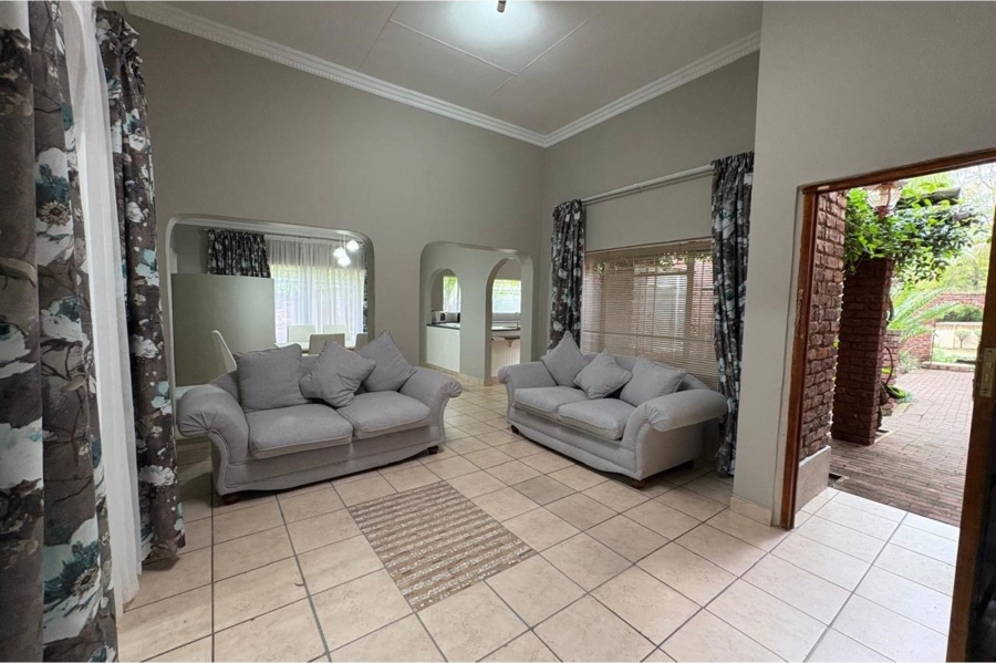 3 Bedroom Property for Sale in Aviary Hill KwaZulu-Natal