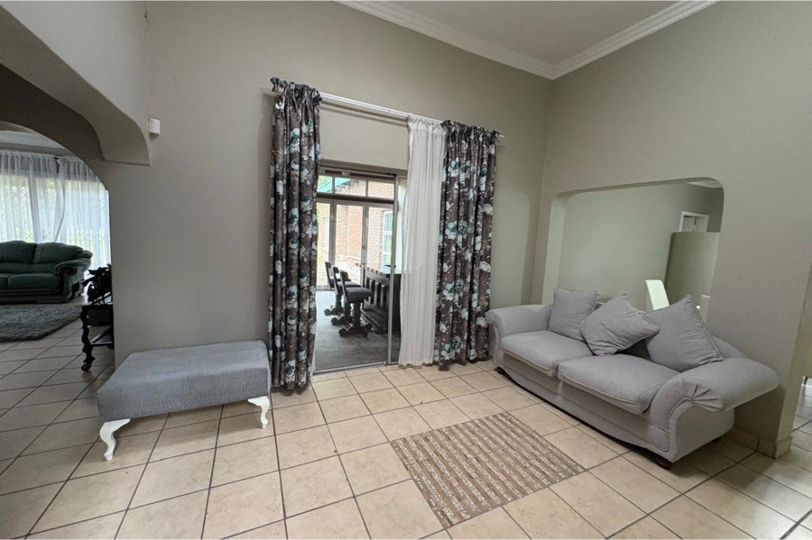 3 Bedroom Property for Sale in Aviary Hill KwaZulu-Natal
