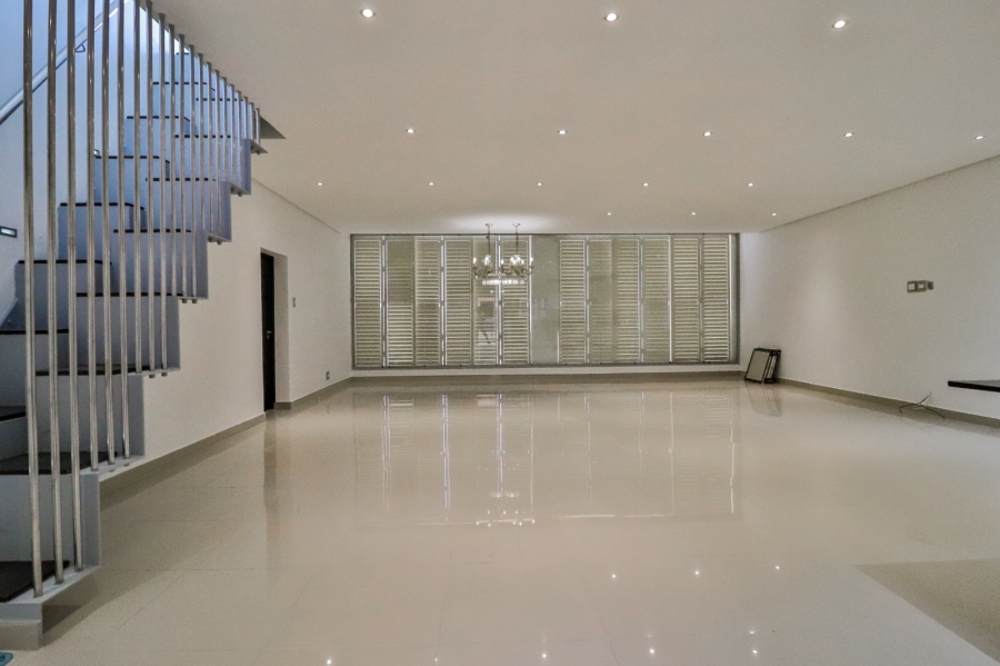 To Let 4 Bedroom Property for Rent in Umhlanga Ridge KwaZulu-Natal