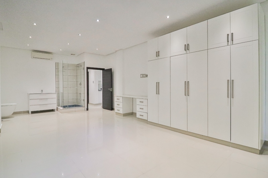 To Let 4 Bedroom Property for Rent in Umhlanga Ridge KwaZulu-Natal