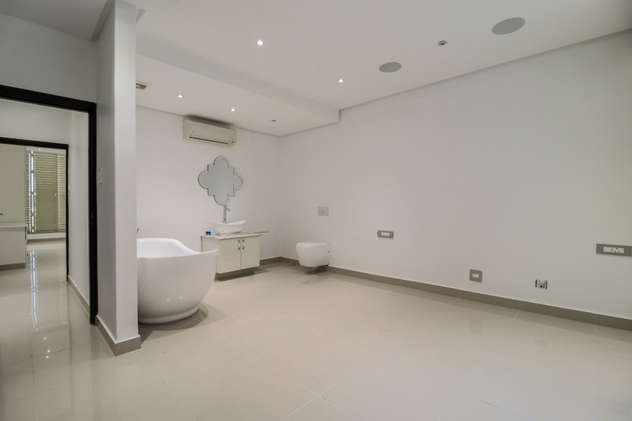To Let 4 Bedroom Property for Rent in Umhlanga Ridge KwaZulu-Natal