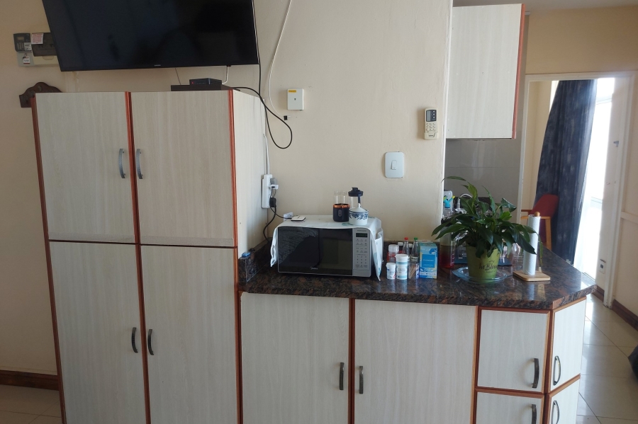 1 Bedroom Property for Sale in North Beach KwaZulu-Natal