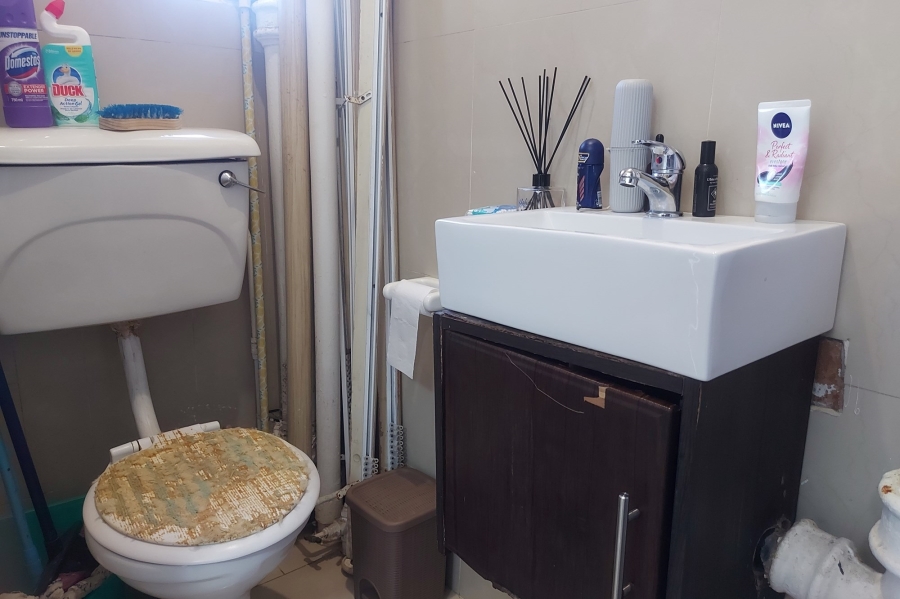 1 Bedroom Property for Sale in North Beach KwaZulu-Natal