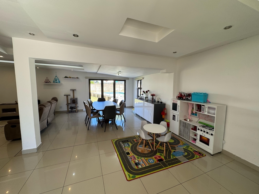 3 Bedroom Property for Sale in Newcastle KwaZulu-Natal