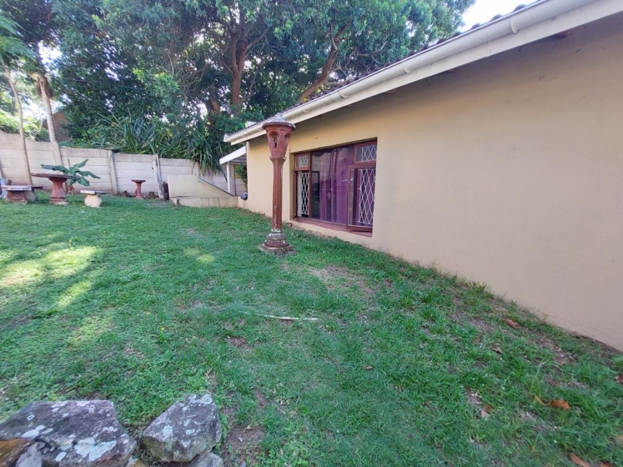 13 Bedroom Property for Sale in Uvongo KwaZulu-Natal