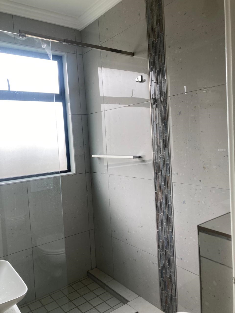 To Let 2 Bedroom Property for Rent in Umhlanga KwaZulu-Natal