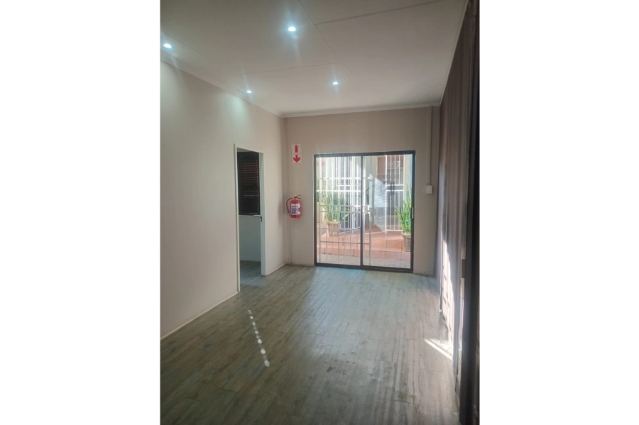 Commercial Property for Sale in Huttenheights KwaZulu-Natal